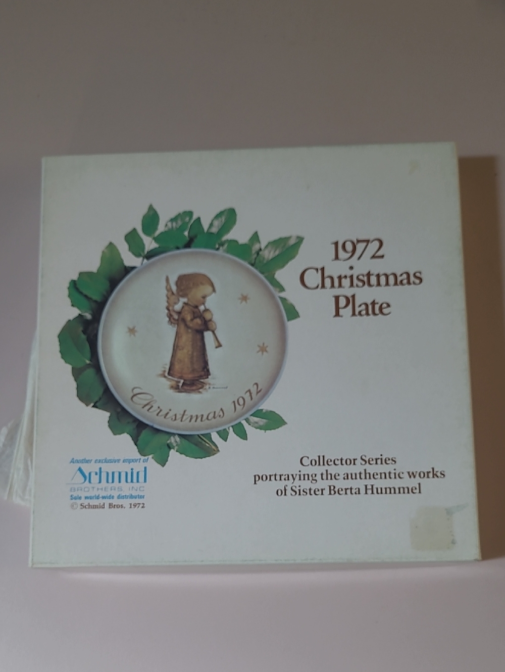 Hummel 1972 Christmas Plate Box with Angel Illustration - Green Accents
